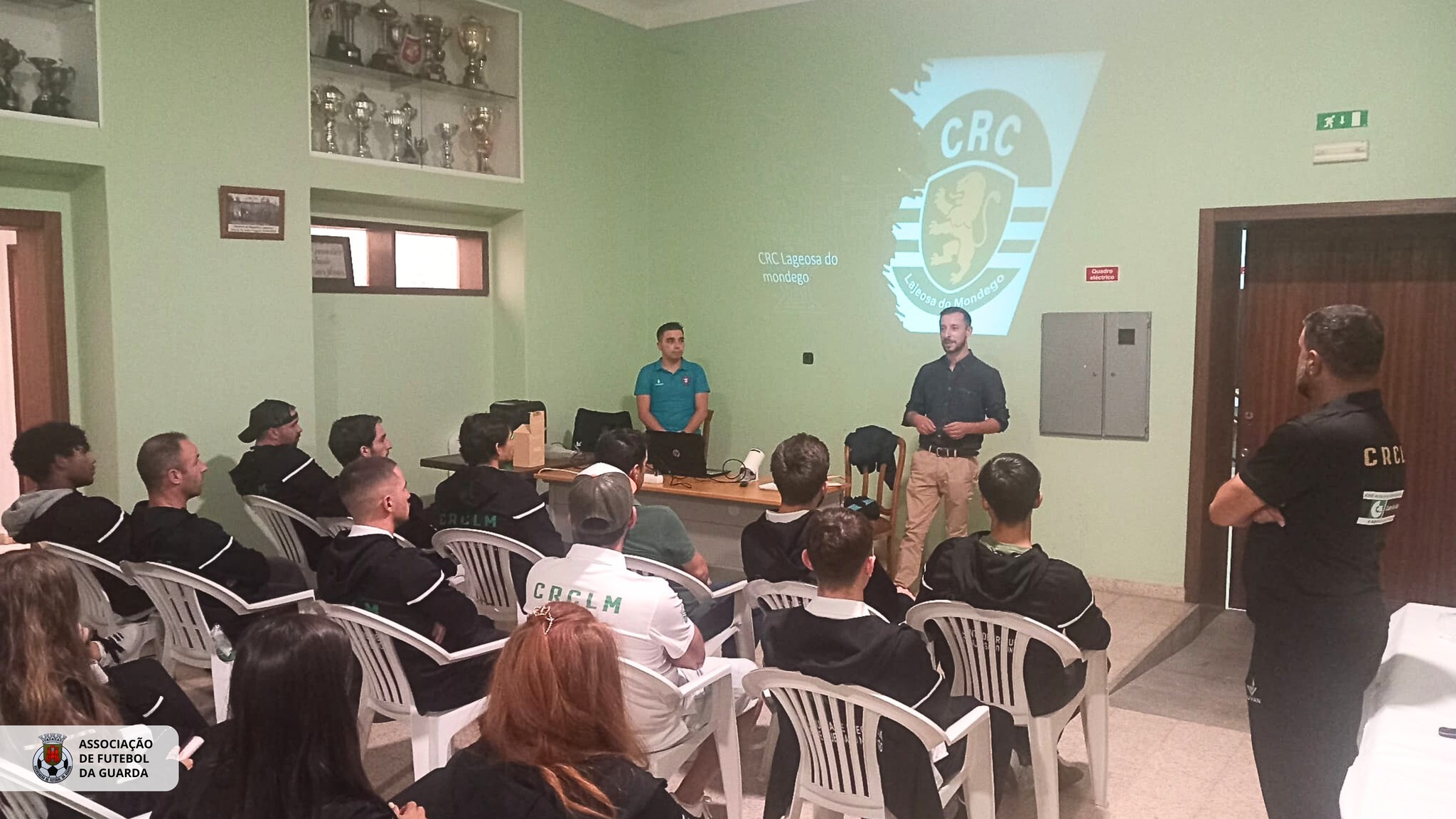 FORMAÇÃO DE LEIS DE JOGO