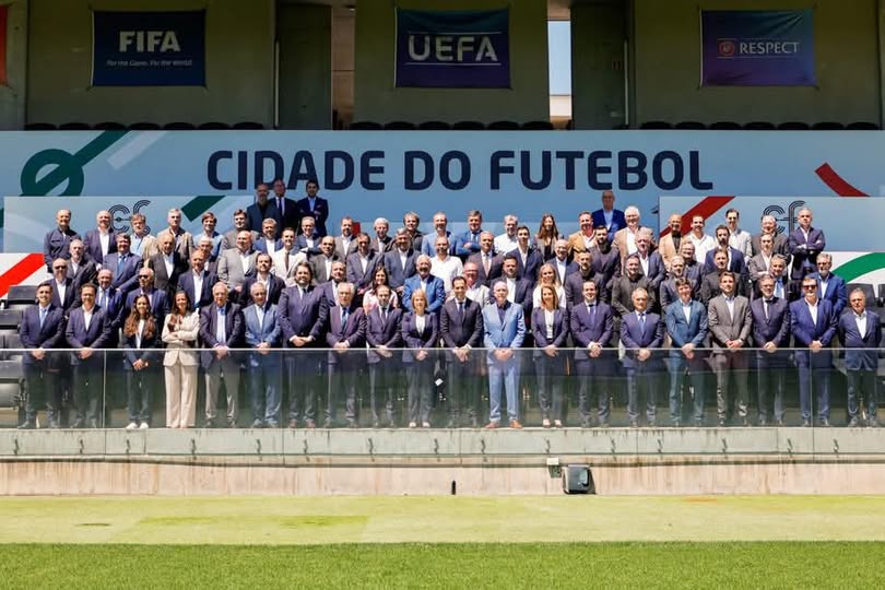 AF GURDA NO I FÓRUM DE FUTEBOL