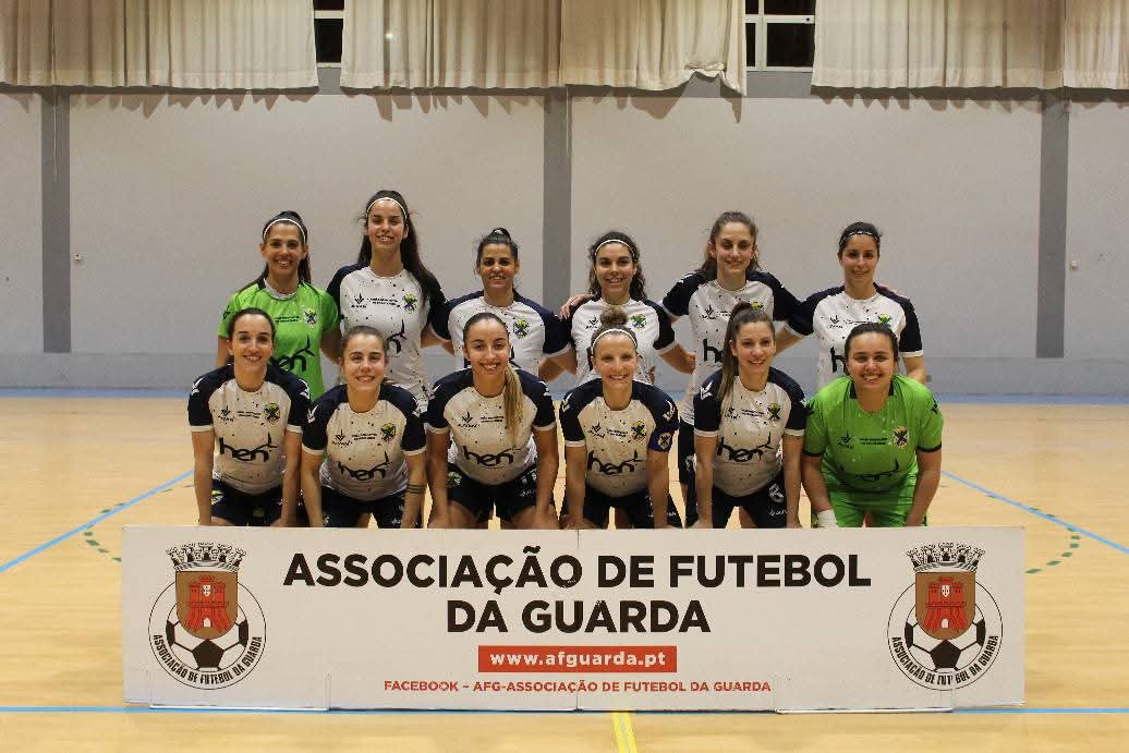 UD OS PINHELENSES SOBE À 2.ª DIVISÃO NACIONAL